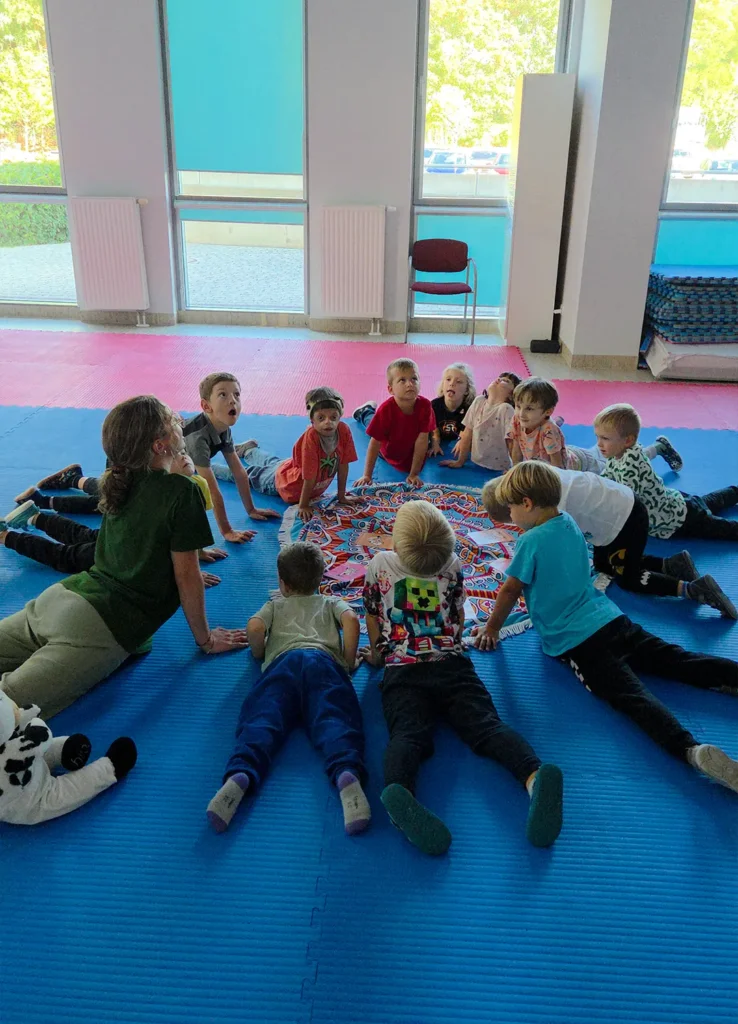 joga dla dzieci w przedszkolu
